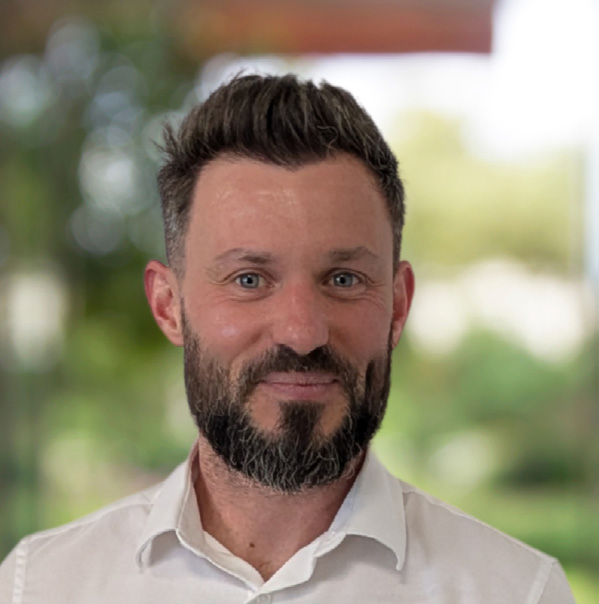 Mickaël Pagnier, Directeur commercial aéronautique. 